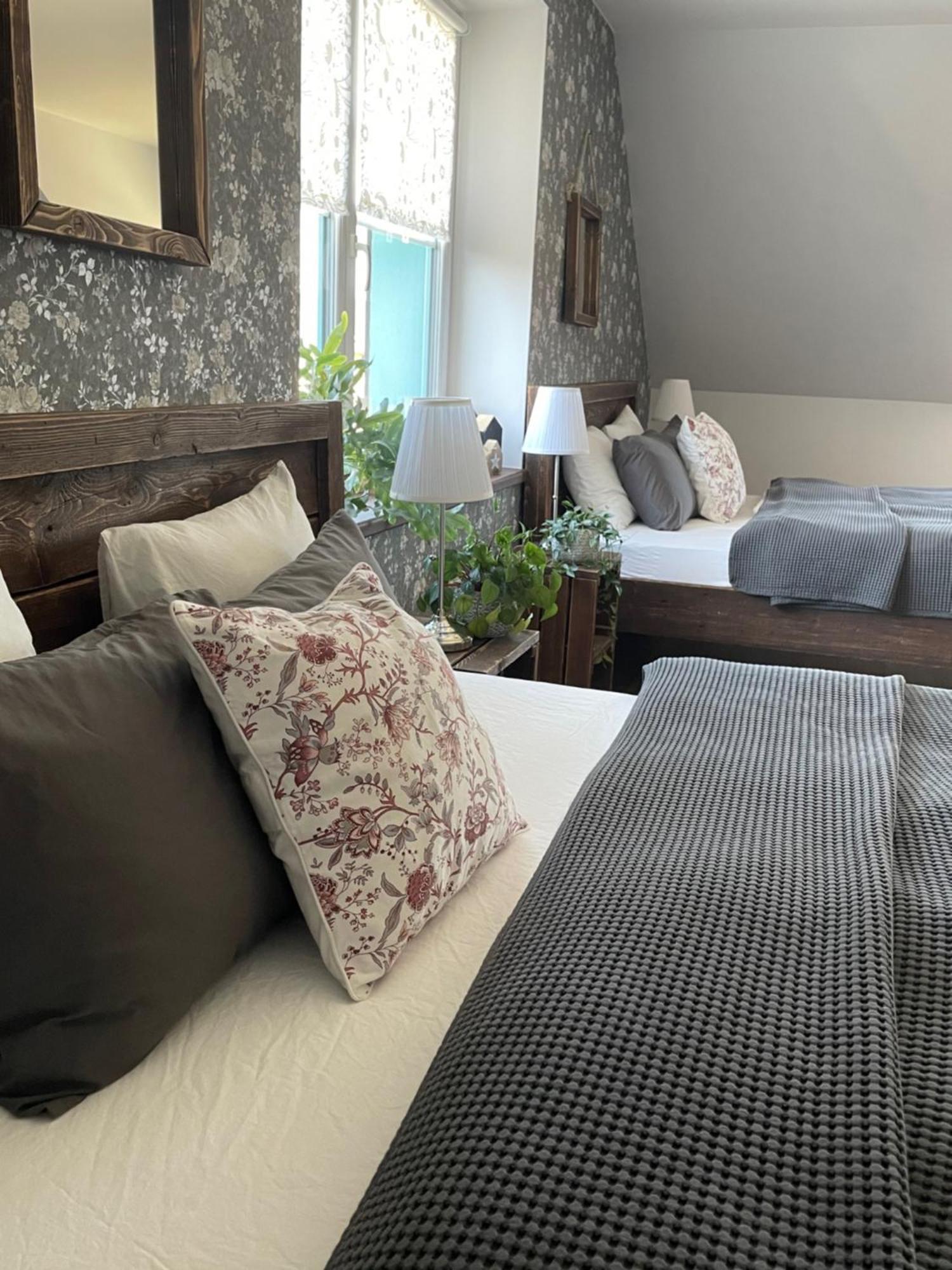 Orchardhouse Farmhouse, Wellness Chrast  Eksteriør billede